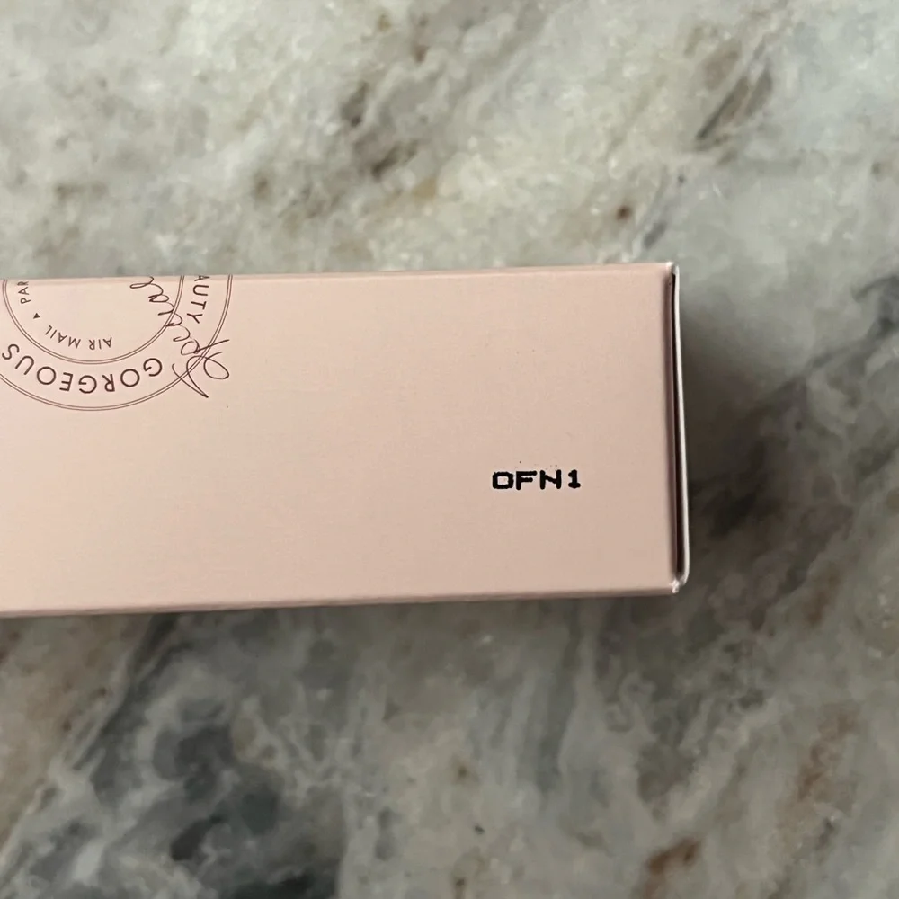 Wander Beauty On-The-Glow Blush and Illuminator - Coral Rose/Nude Glow